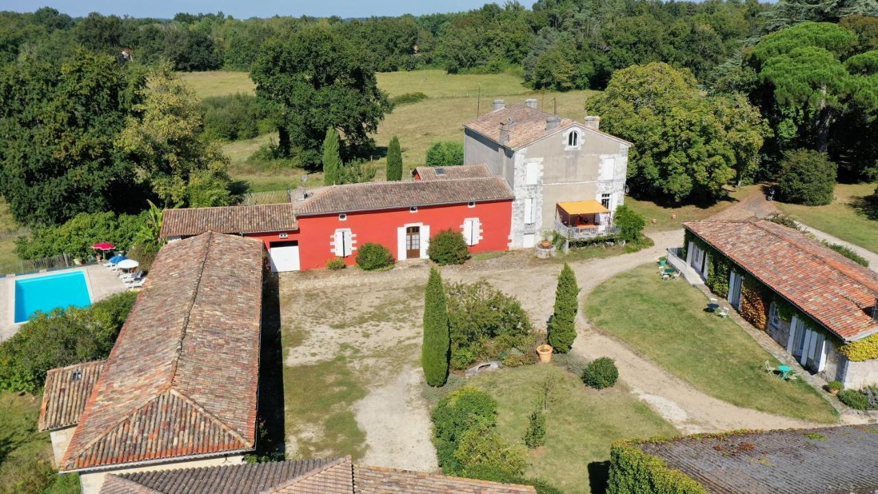 Domaine Les Galards Bed & Breakfast La Garde  Exterior photo