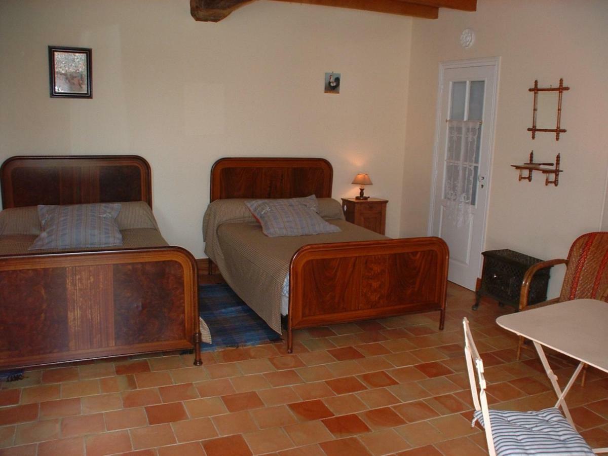 Domaine Les Galards Bed & Breakfast La Garde  Exterior photo